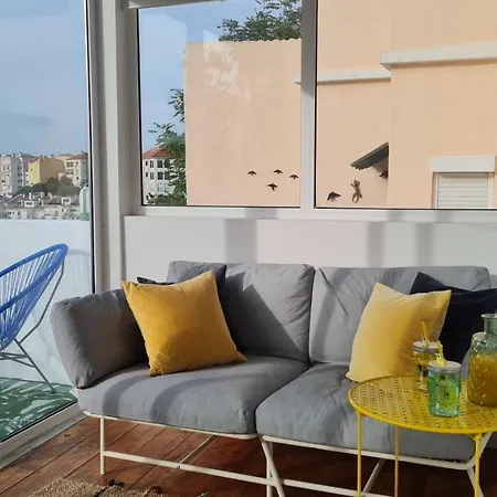 Happy - With Terrasse & View Apartment